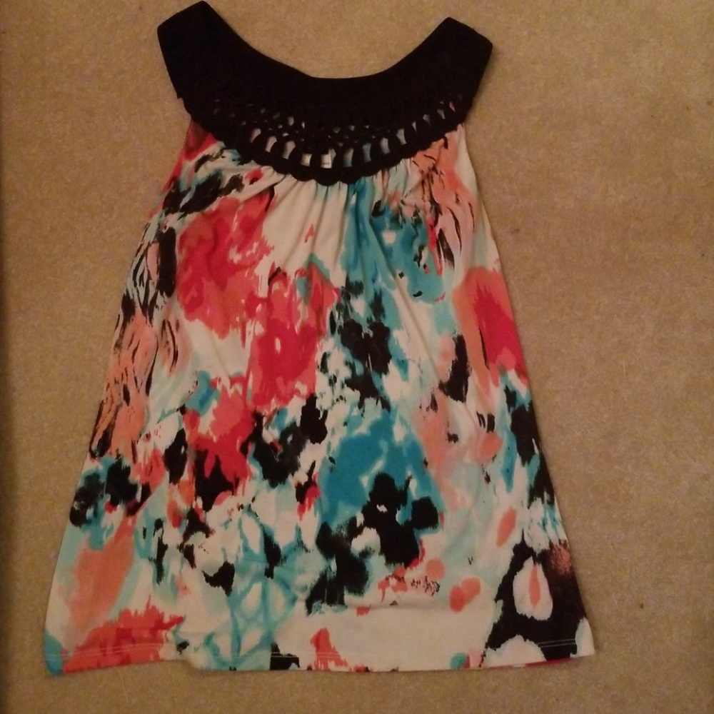 Semi-formal Colorful Top